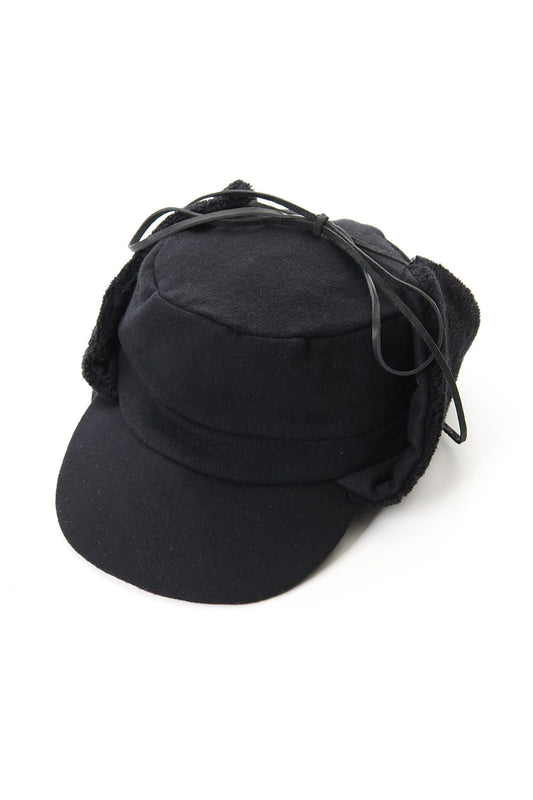 Reinhard Plank Ear boa Cap