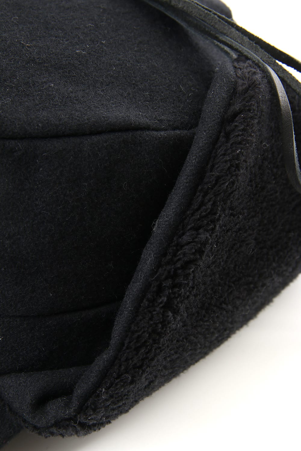 Reinhard Plank Ear boa Cap