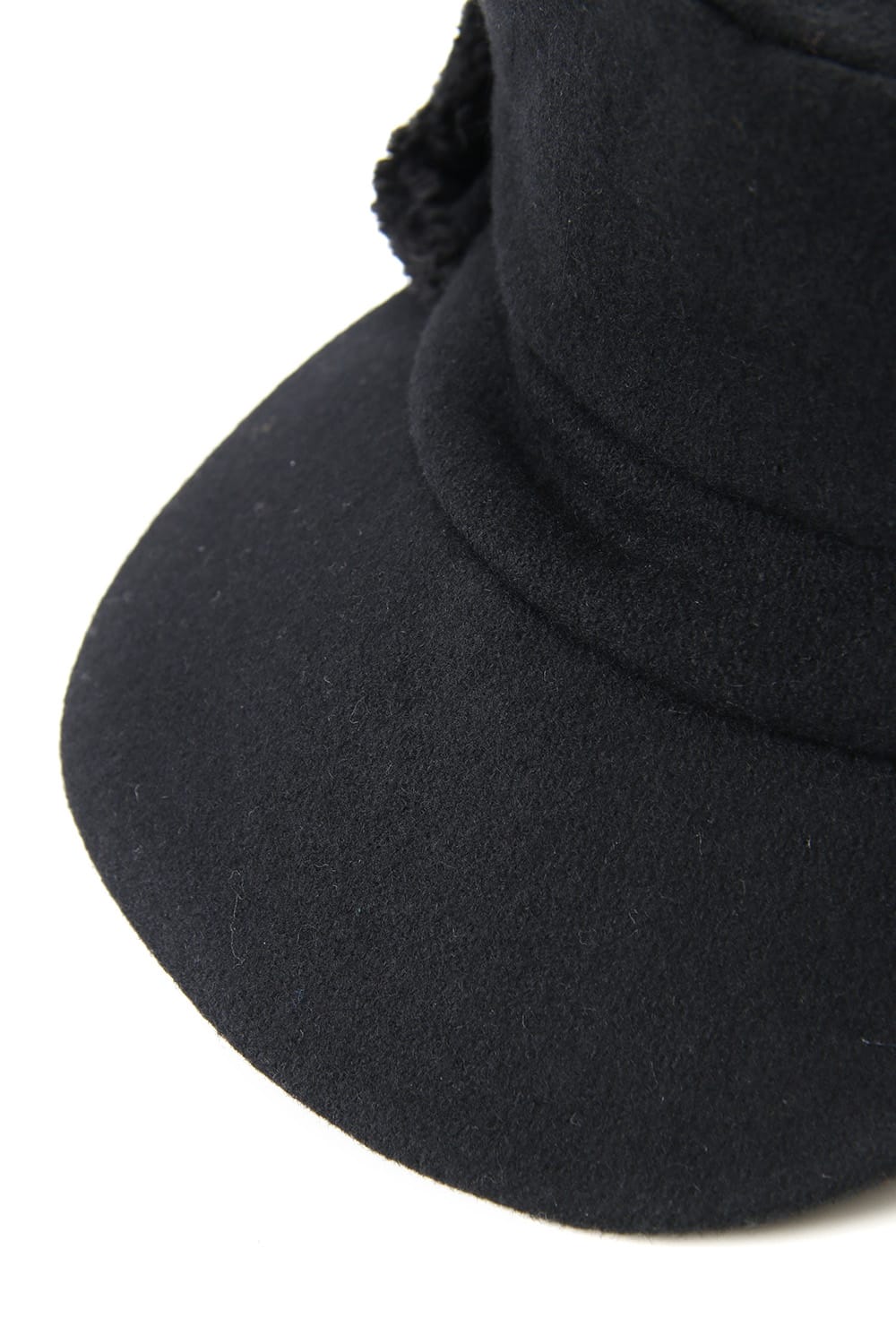 Reinhard Plank Ear boa Cap