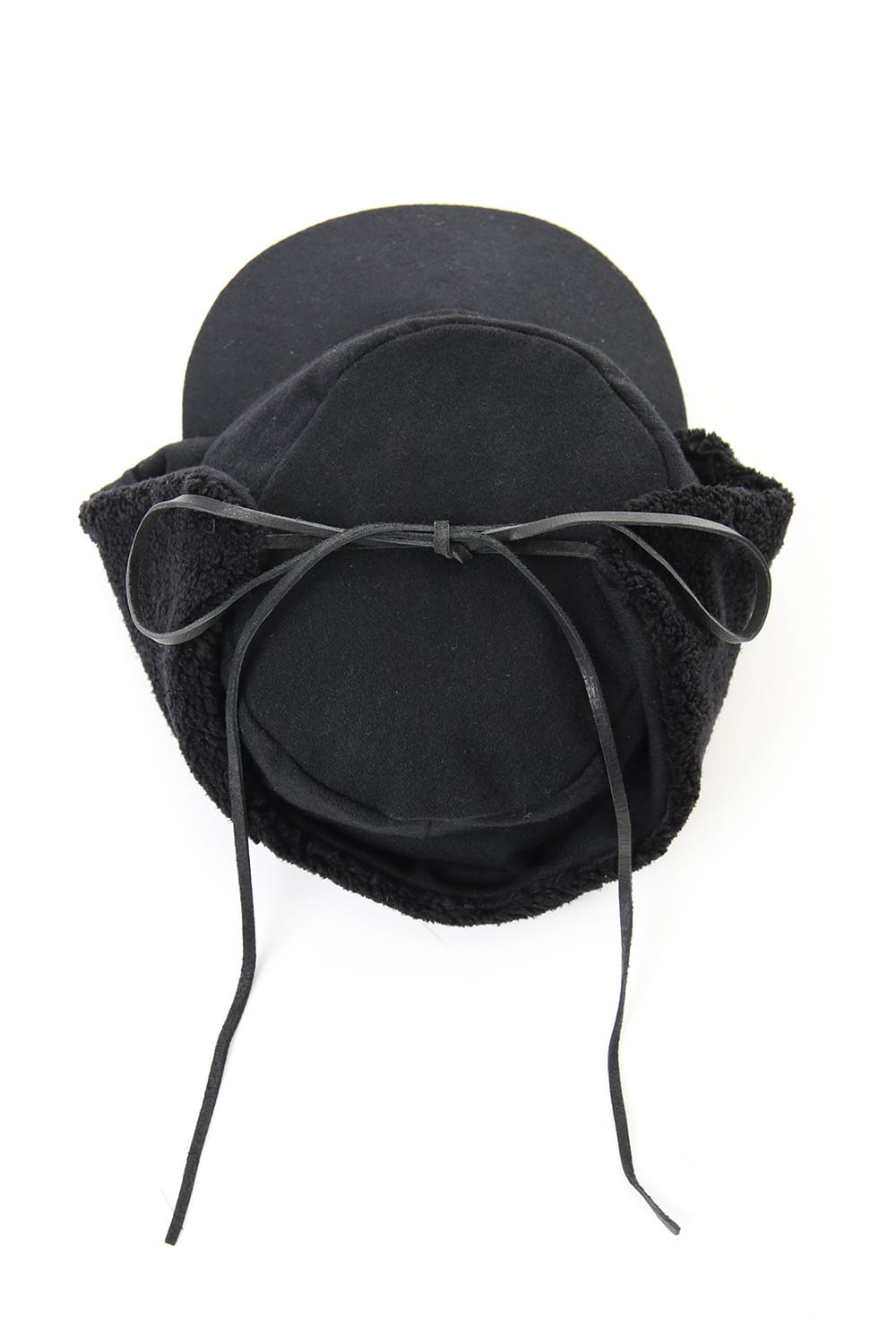 Reinhard Plank Ear boa Cap