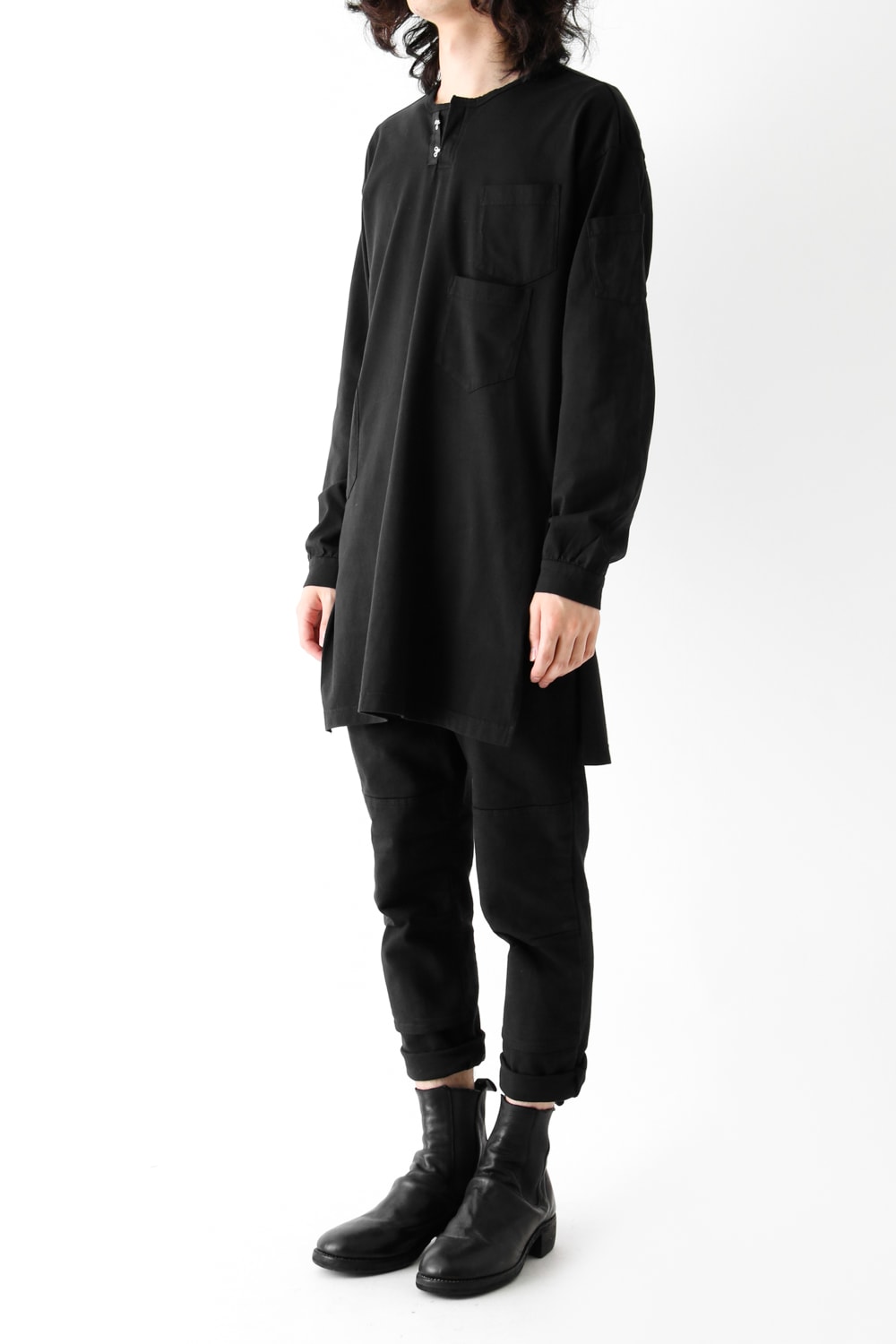 Vintage-esque Cotton Jersey Henry Neck Neck T Black