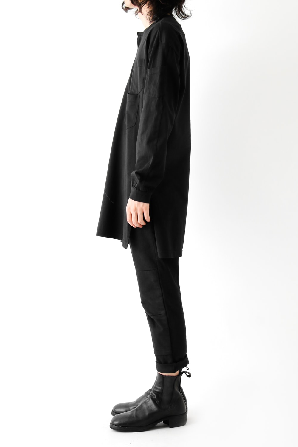 Vintage-esque Cotton Jersey Henry Neck Neck T Black