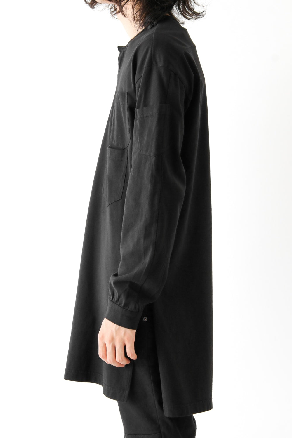 Vintage-esque Cotton Jersey Henry Neck Neck T Black