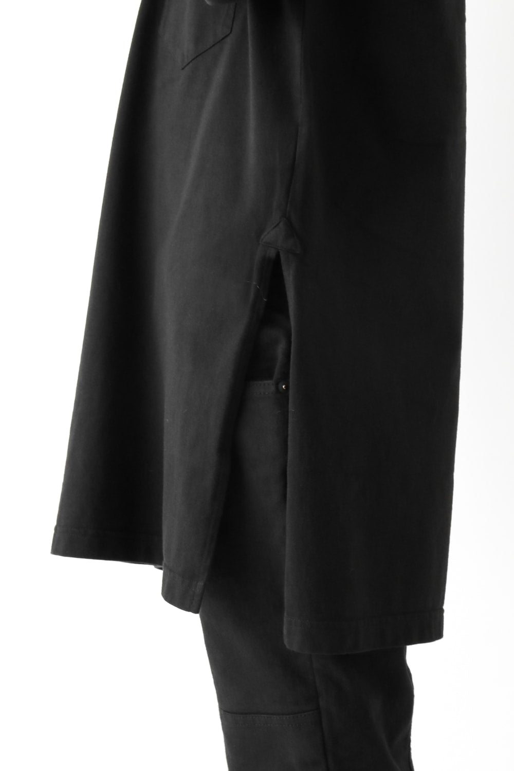 Vintage-esque Cotton Jersey Henry Neck Neck T Black