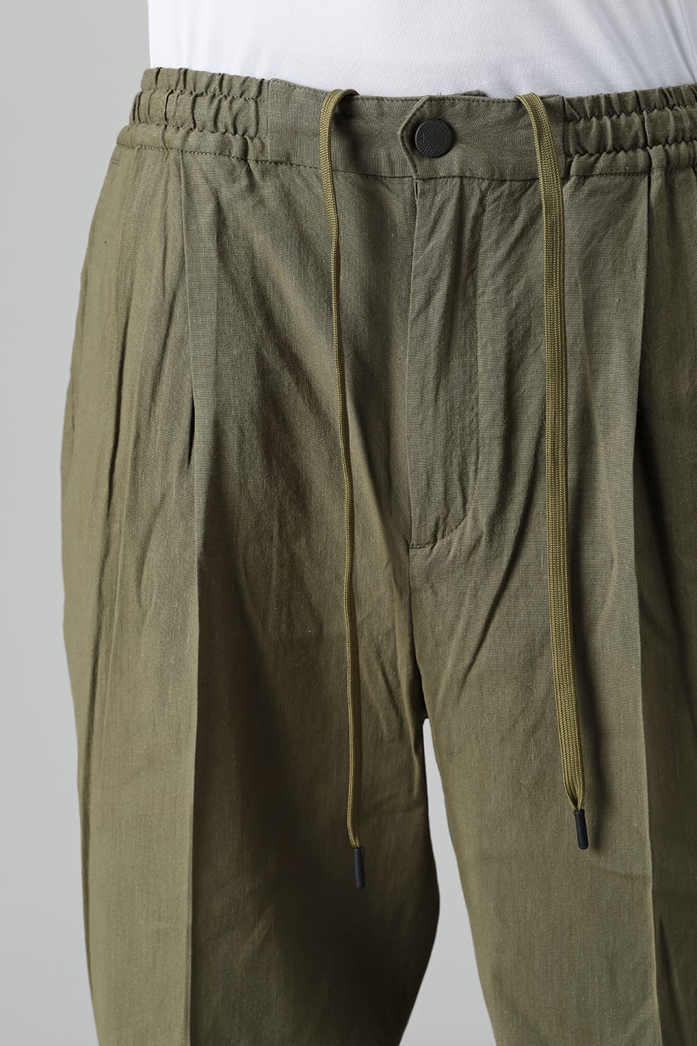 2 TUCKED WIDE TAPERED EASY PANTS Khaki