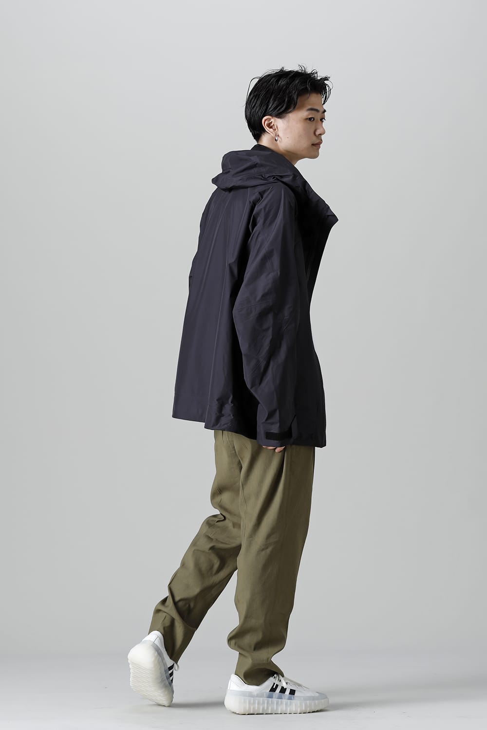 2 TUCKED WIDE TAPERED EASY PANTS Khaki