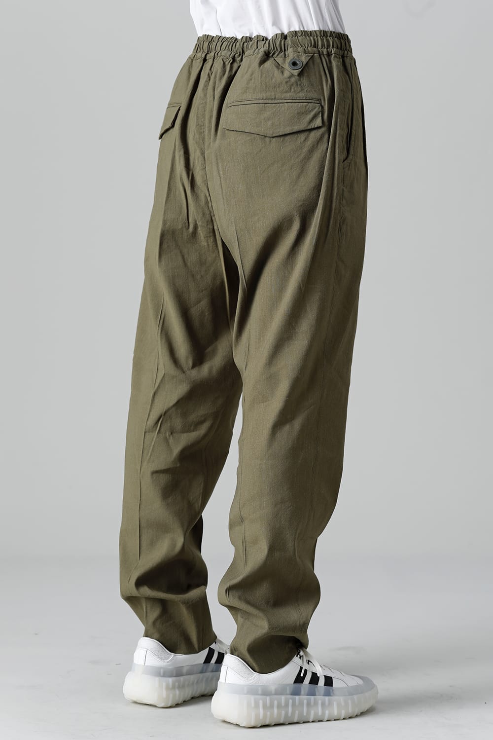 2 TUCKED WIDE TAPERED EASY PANTS Khaki