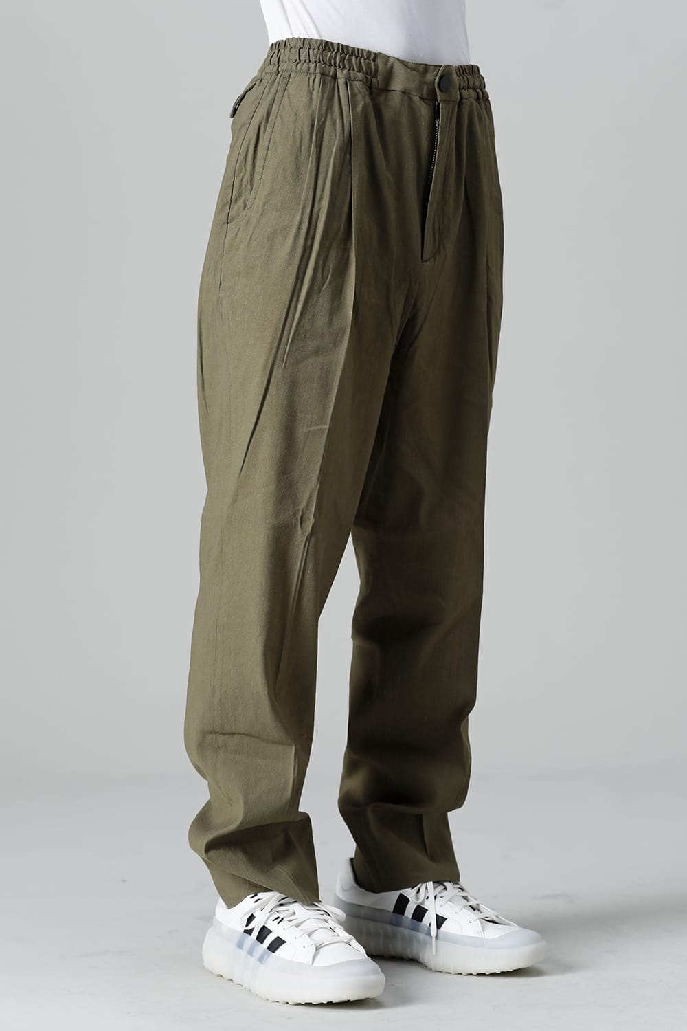 2 TUCKED WIDE TAPERED EASY PANTS Khaki