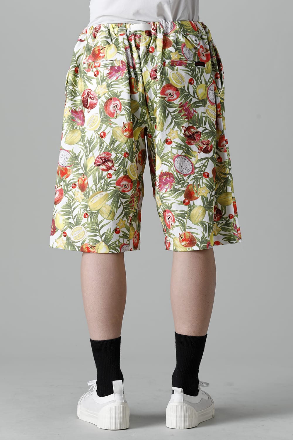 WM x Gramicci FRUIT PATTERN WIDE SHORT PANTS