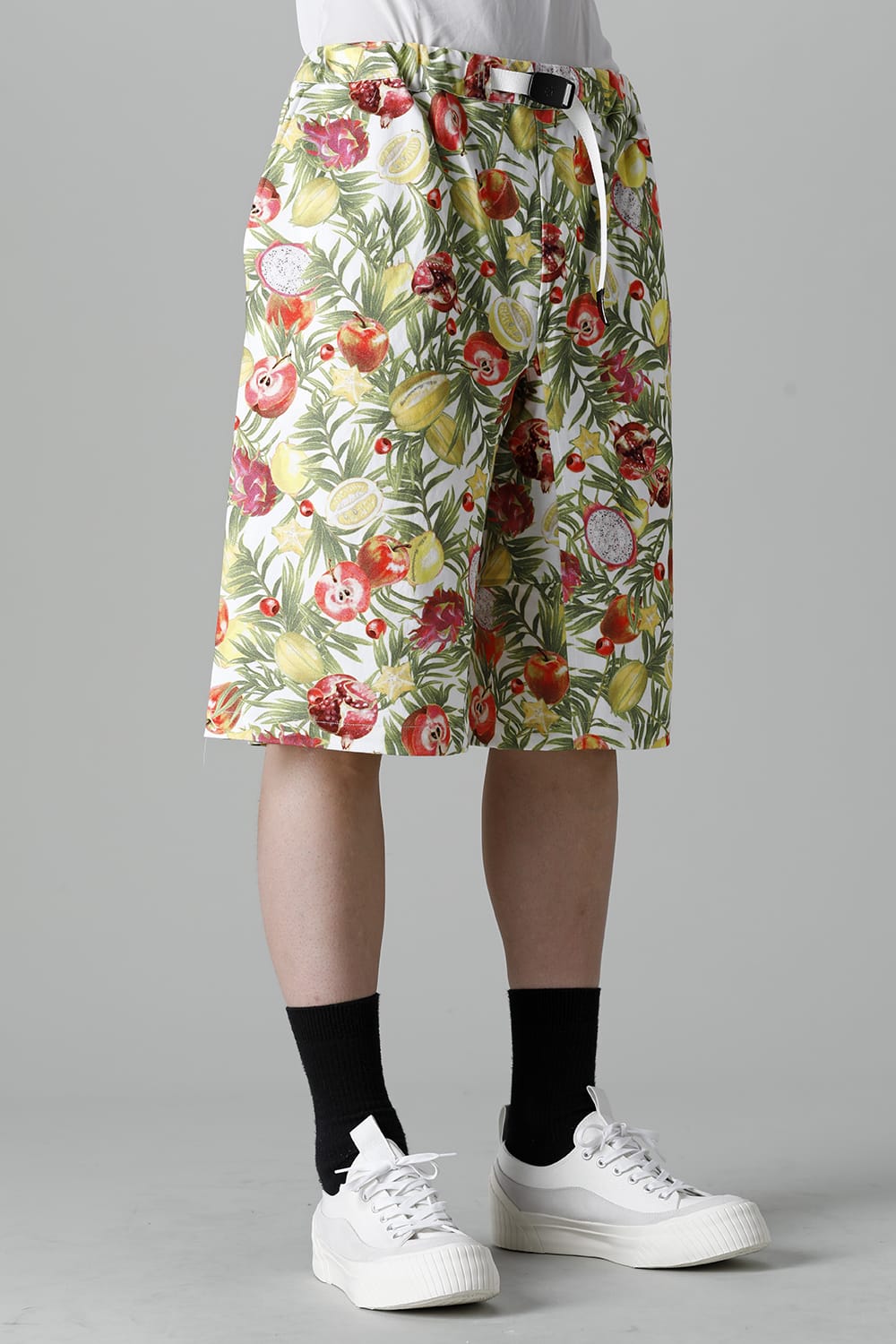 WM x Gramicci FRUIT PATTERN WIDE SHORT PANTS