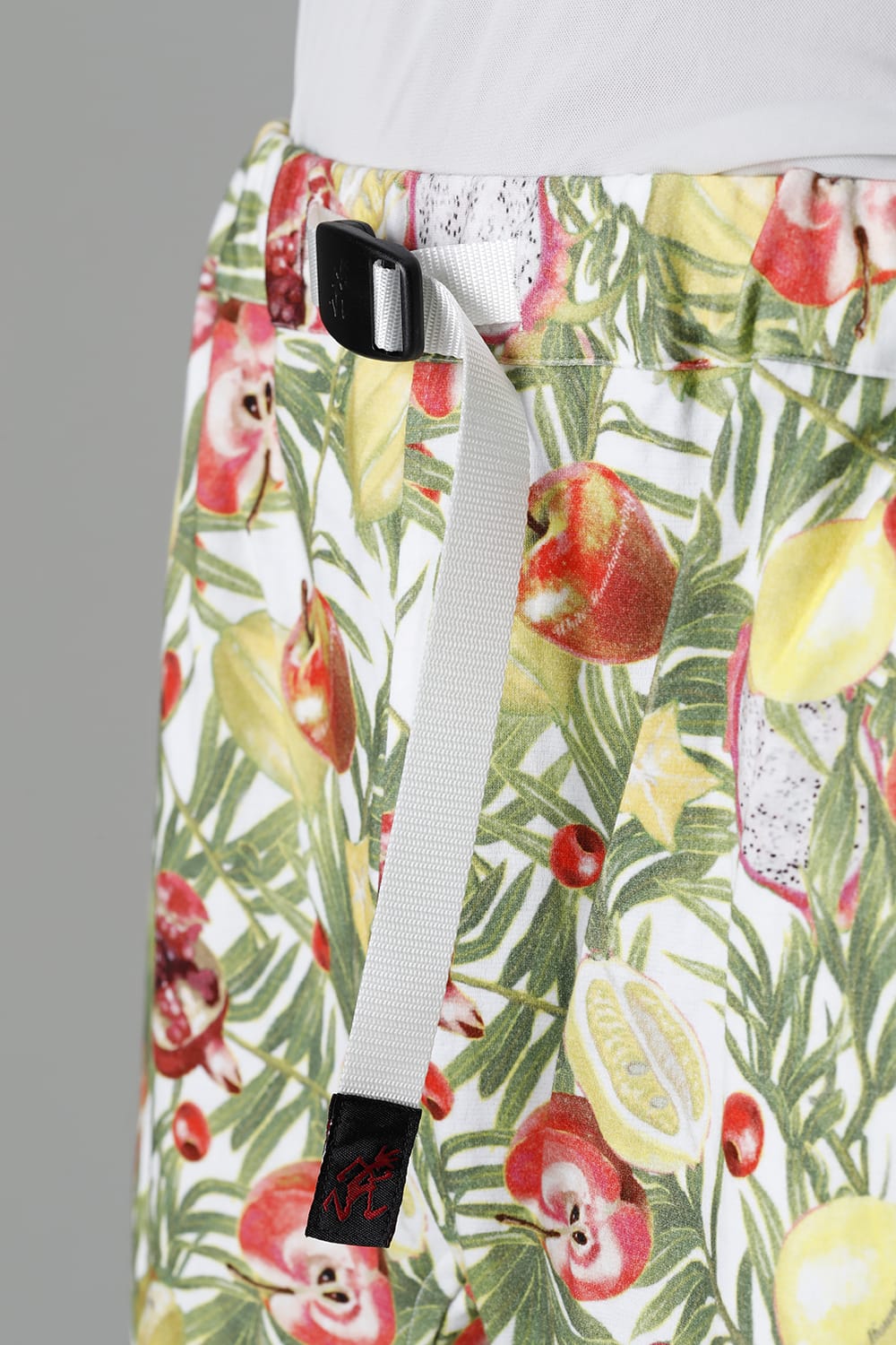 WM x Gramicci FRUIT PATTERN WIDE SHORT PANTS