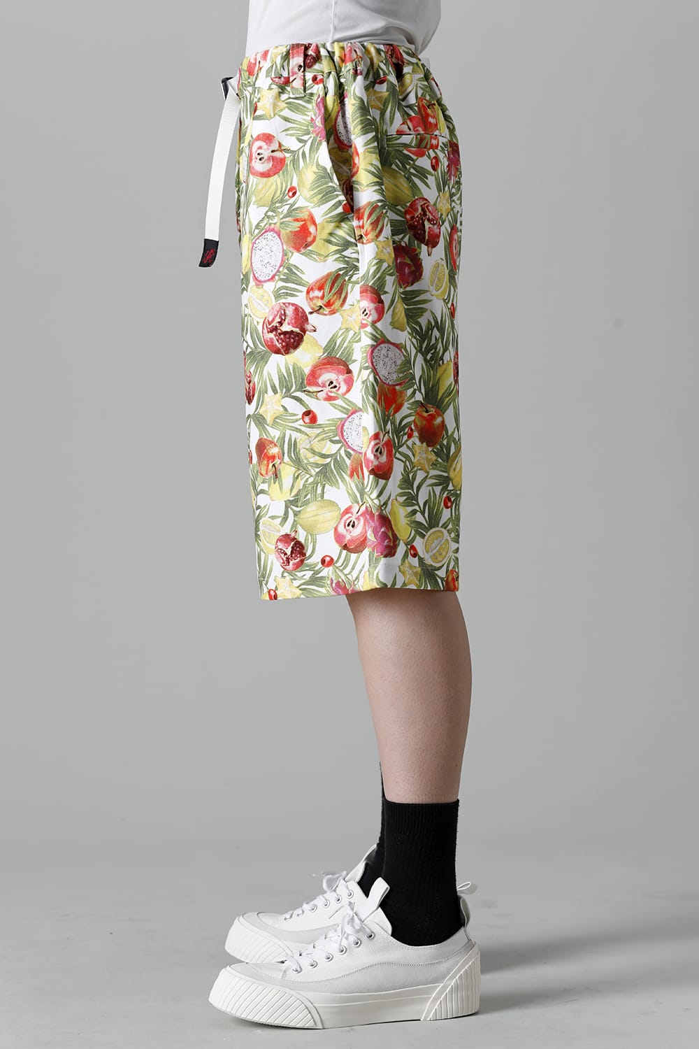 WM x Gramicci FRUIT PATTERN WIDE SHORT PANTS