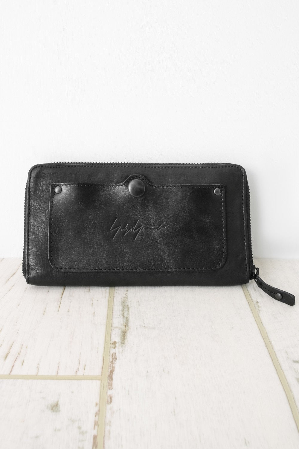 Round Zip Wallet
