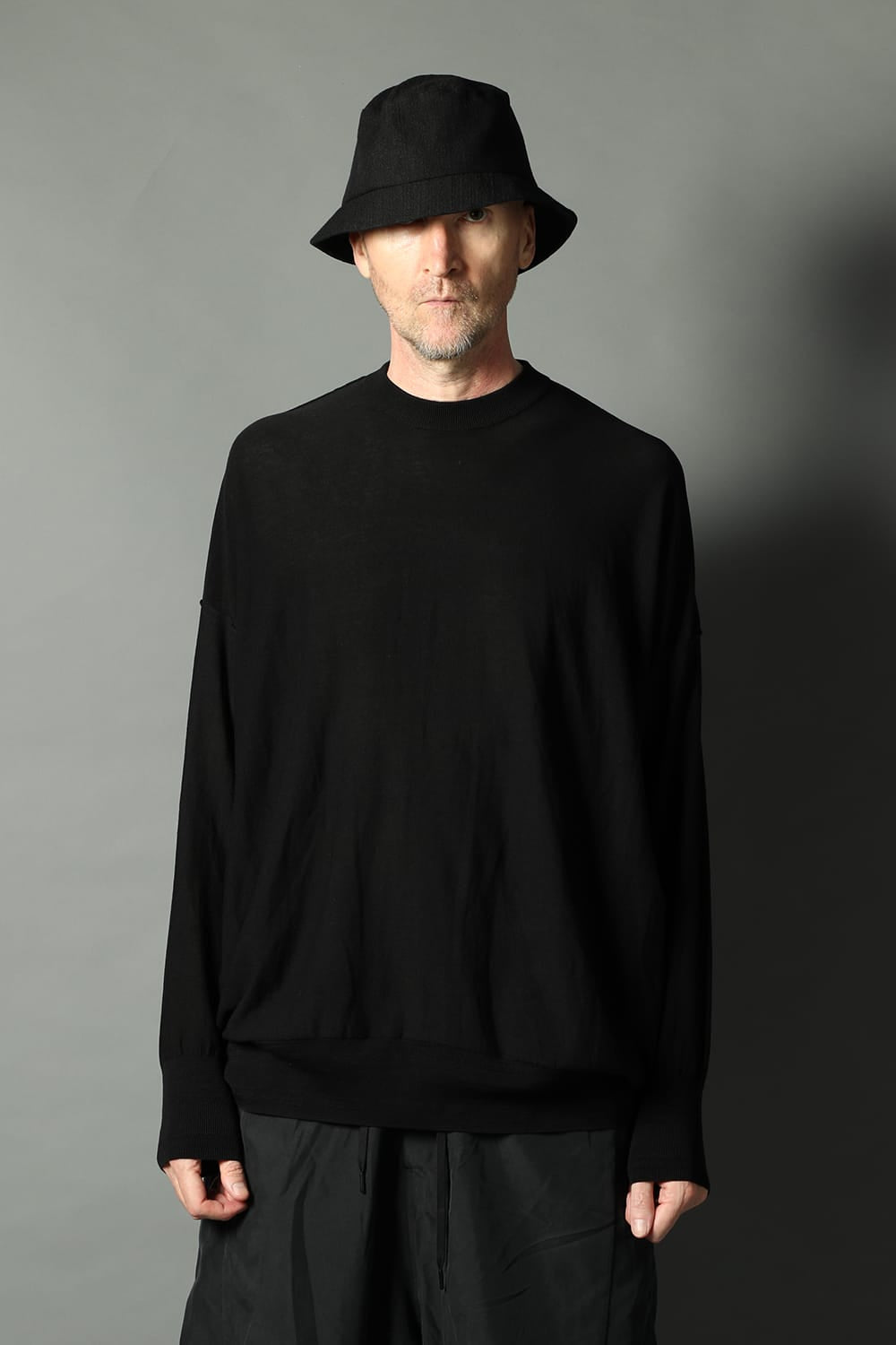 ルーズフィット ニットロングスリーブ シルク/コットン  ブラック